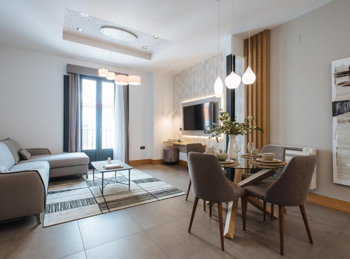 Guadalupe 15 By Magno Apartments Seville Ngoại thất bức ảnh